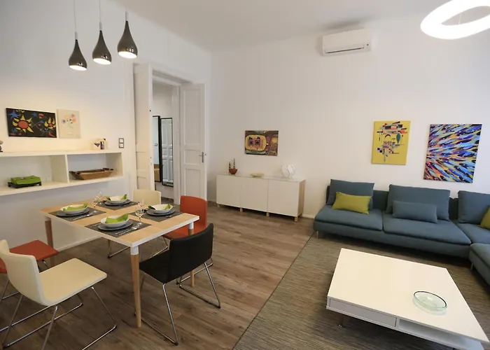 Paulay Central Top Suite